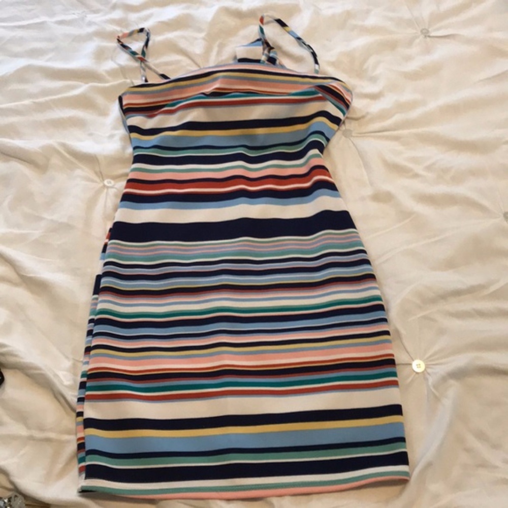 SPAGHETTI STRAP STRIPED DRESS OPEN BACK
